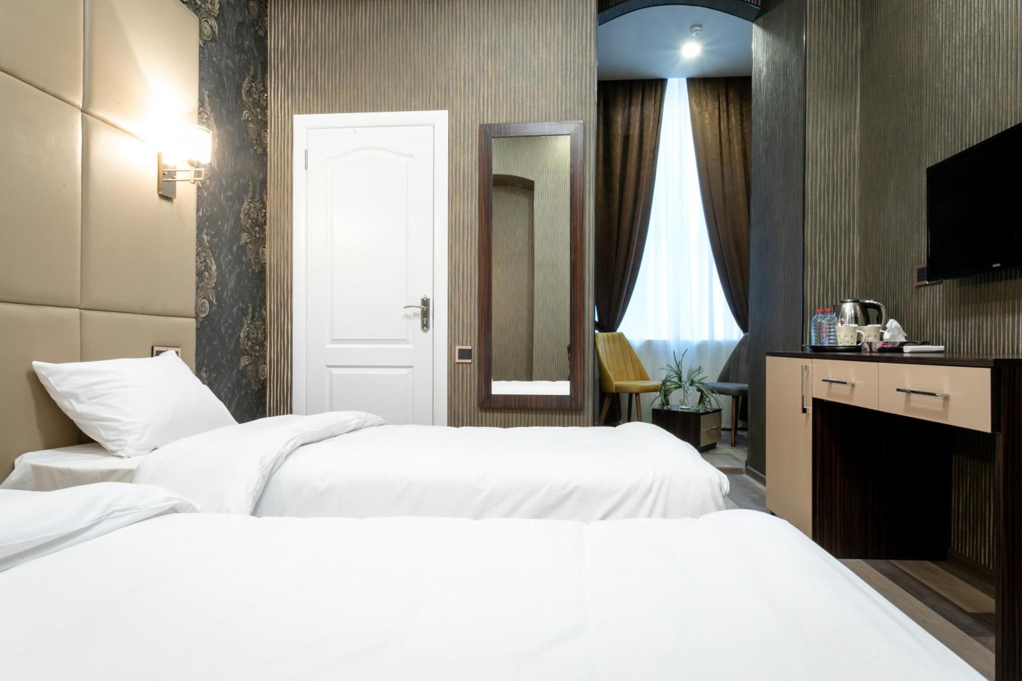 Garden Inn Nizami Hotel Baku Eksteriør bilde