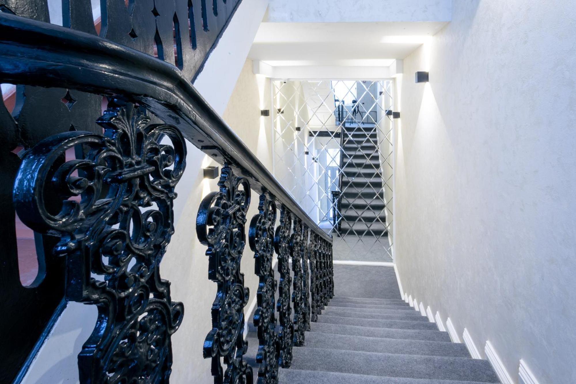 Garden Inn Nizami Hotel Baku Eksteriør bilde